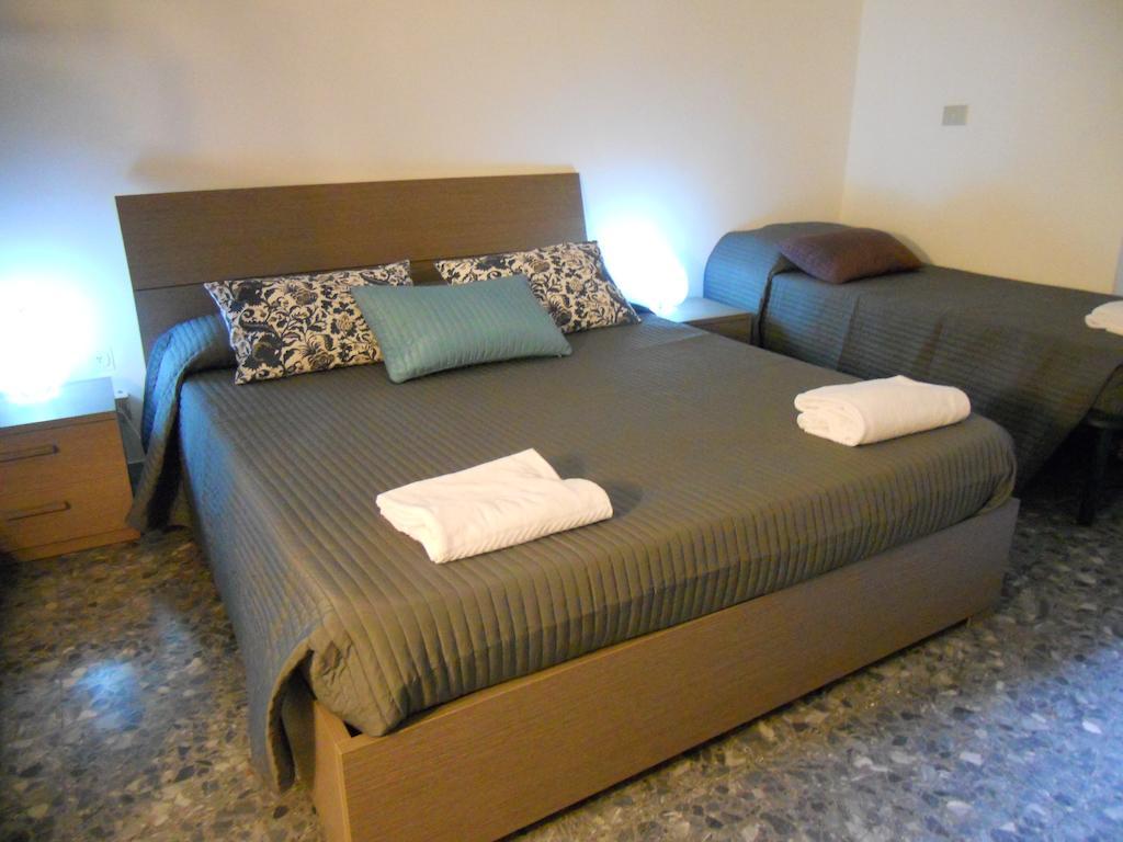 Aloha Rome 2 Hotel Ruang foto