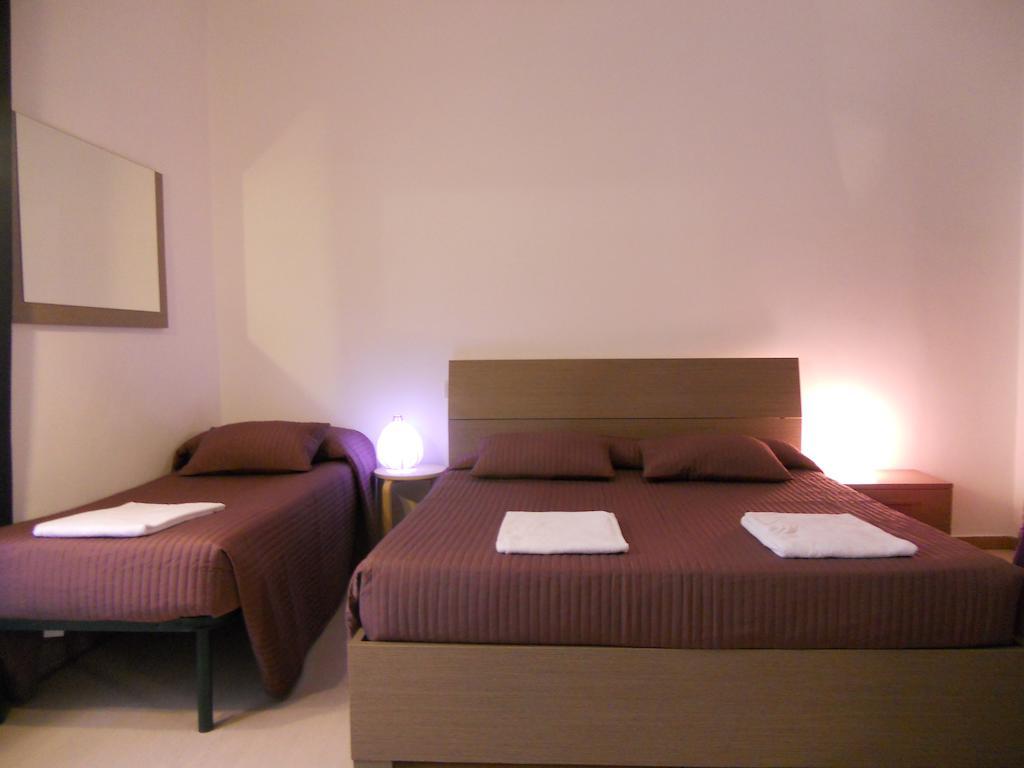 Aloha Rome 2 Hotel Ruang foto